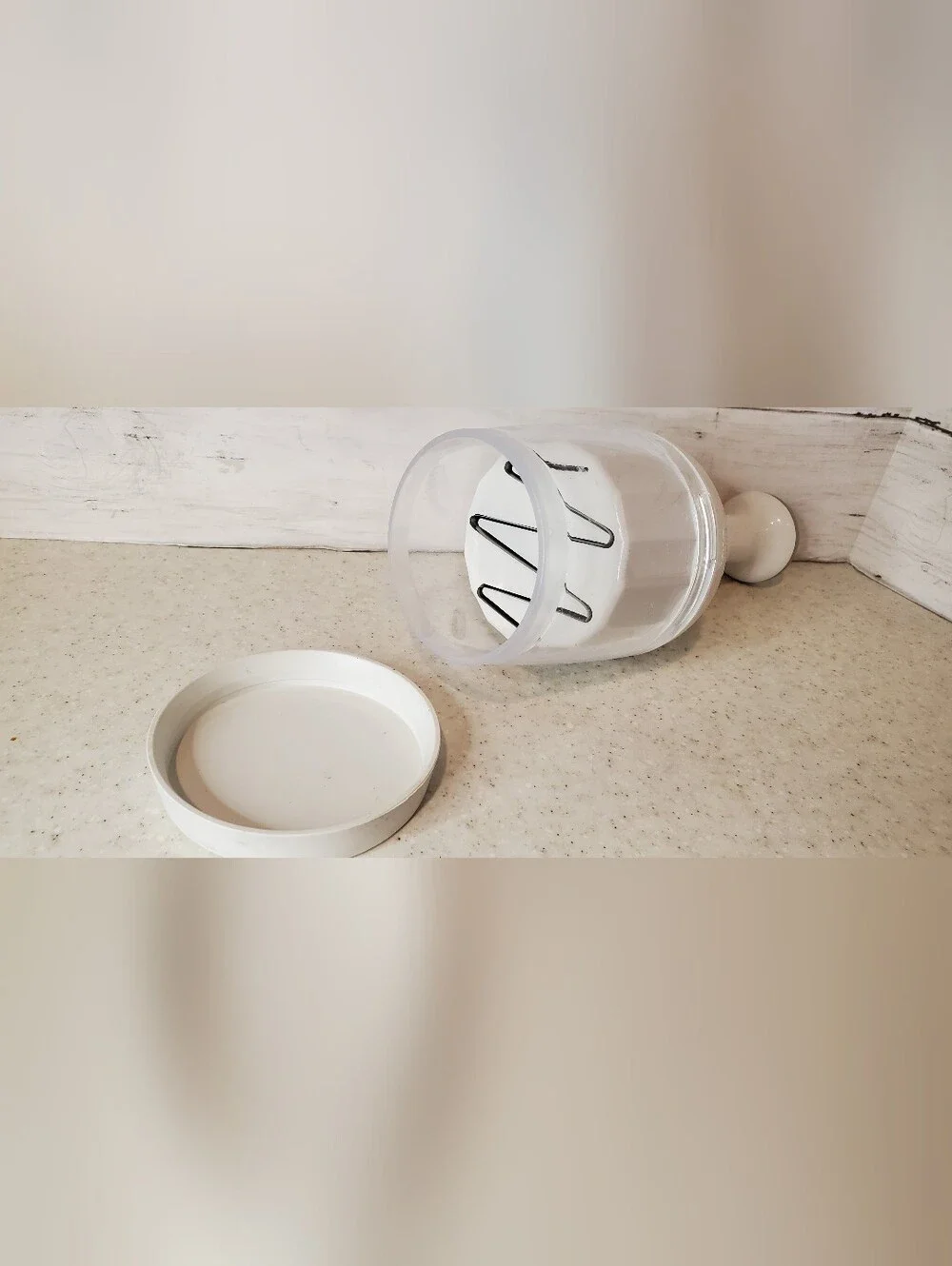 Pampered Chef Food Chopper Push Slap Chopper Manual Rotating Blade White